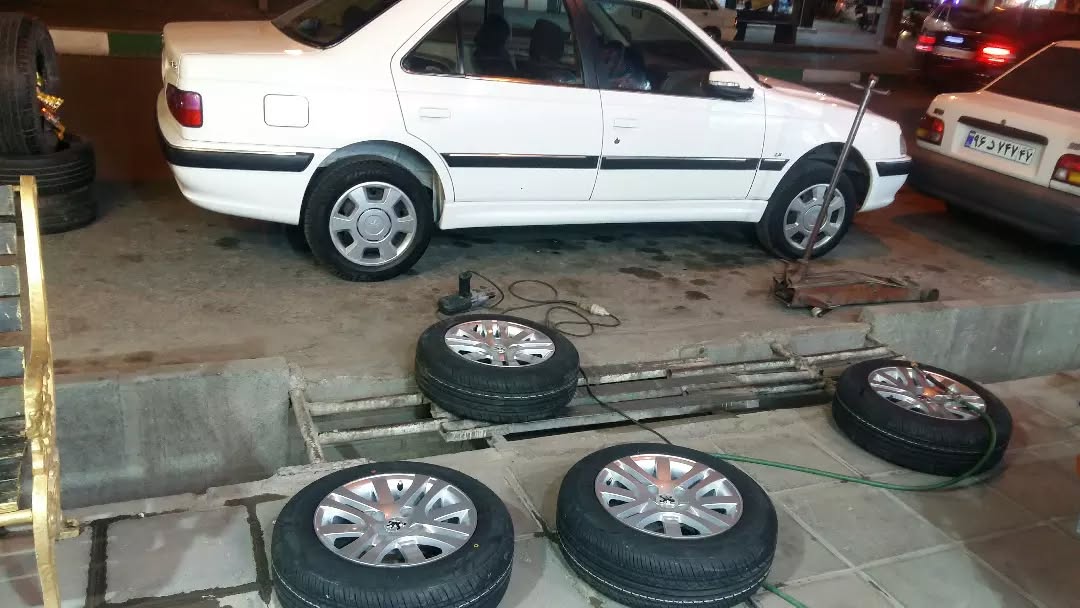 فروشگاه رینگ ولاستیک هادیان تایر