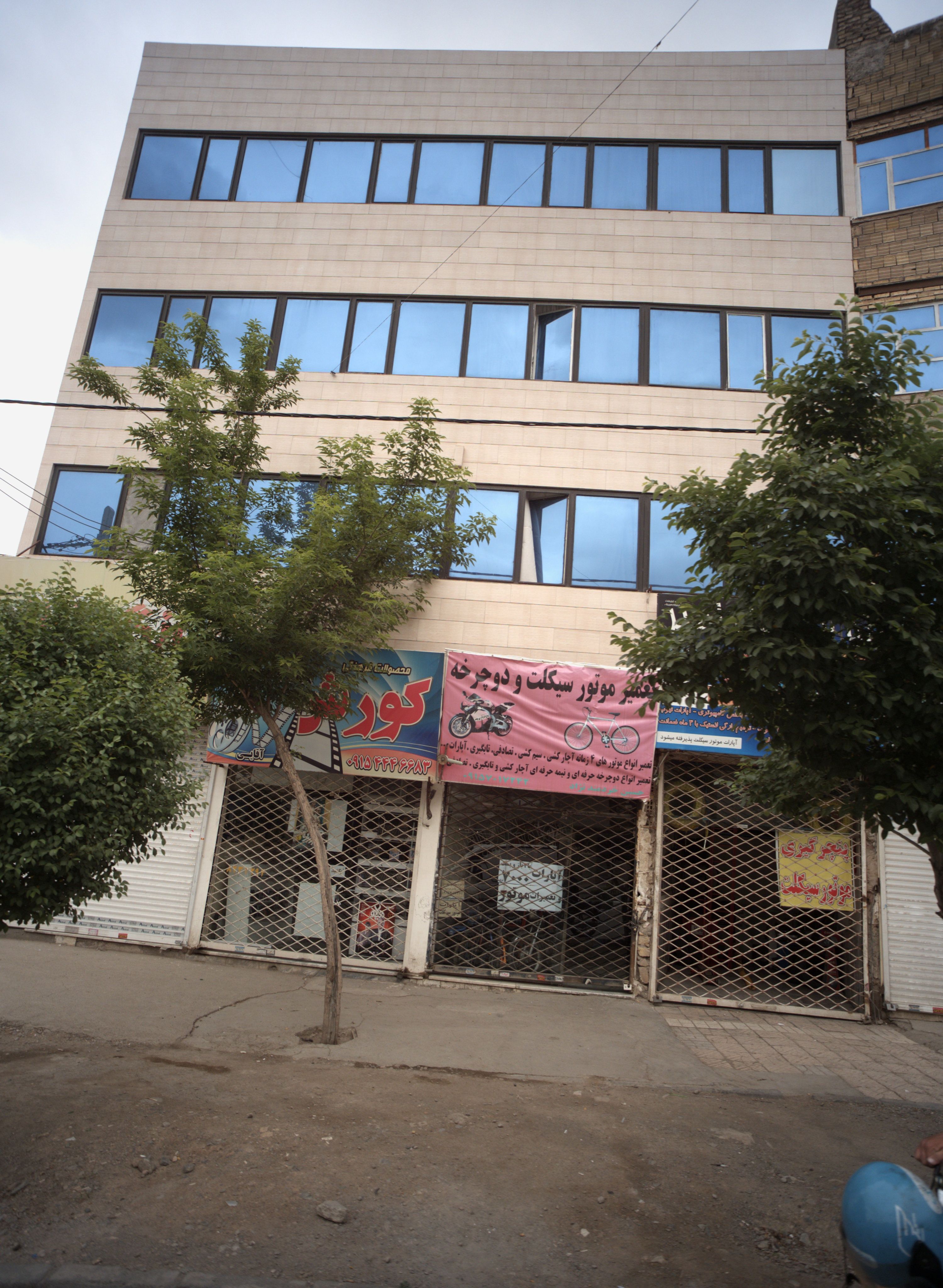 تعمیر موتور سیکلت و دوچرخه