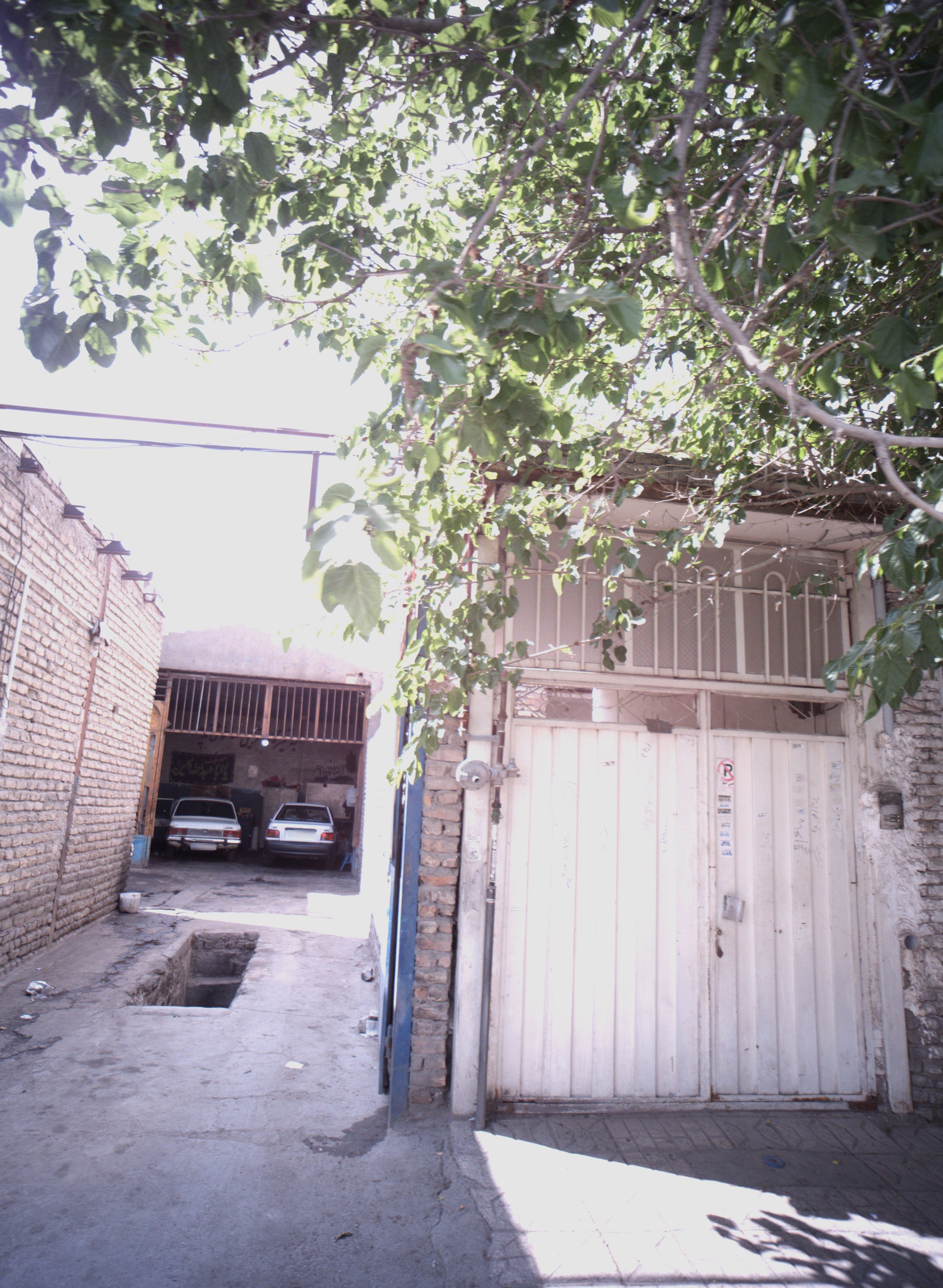 تعمیرگاه اتومبیل رضا