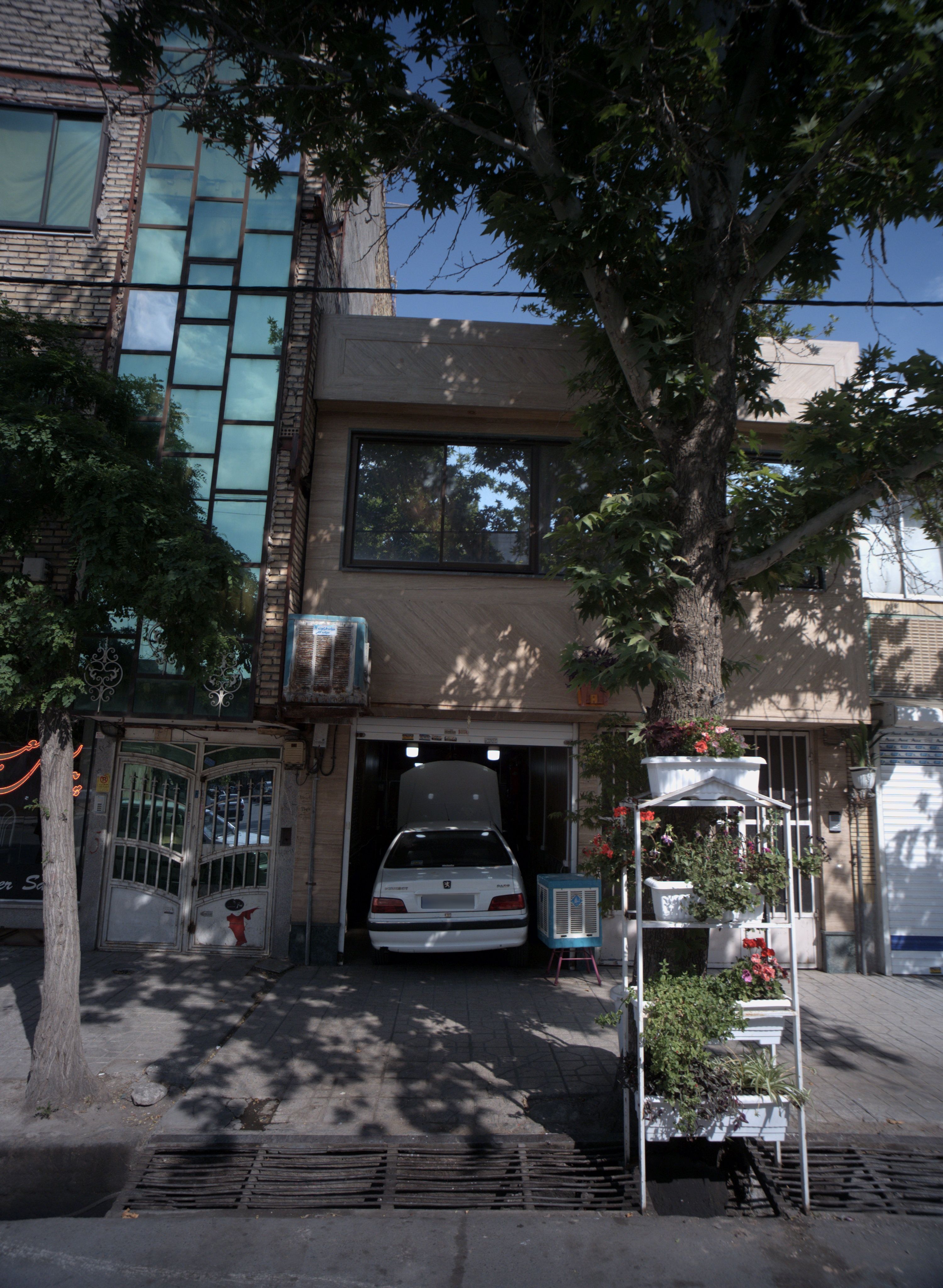 تعمیرگاه خودرو