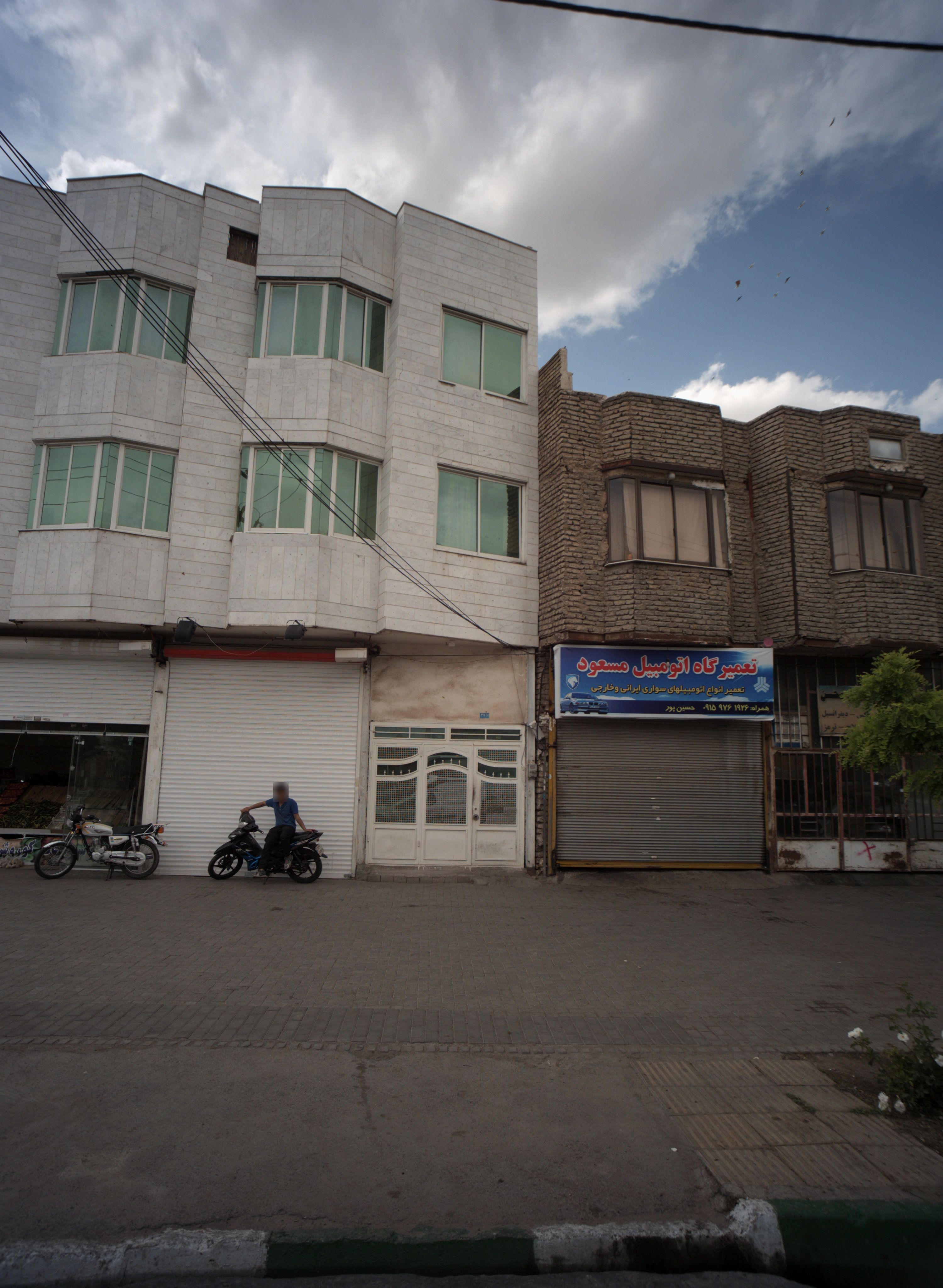 تعمیرگاه اتومبیل مسعود