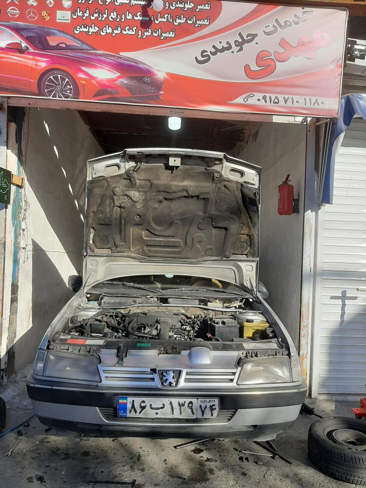 جلوبندی خودرو