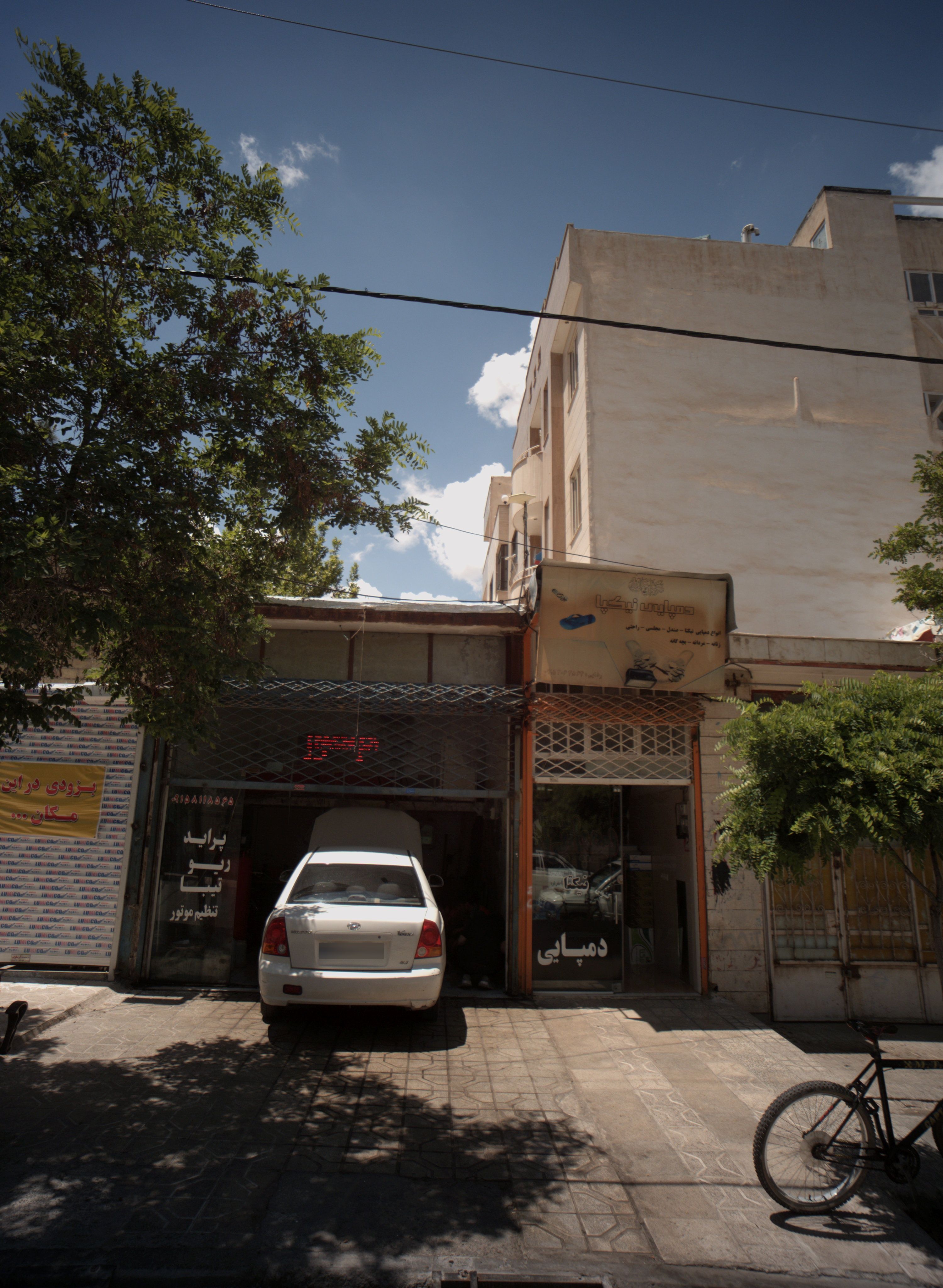 تعمیرگاه خودرو