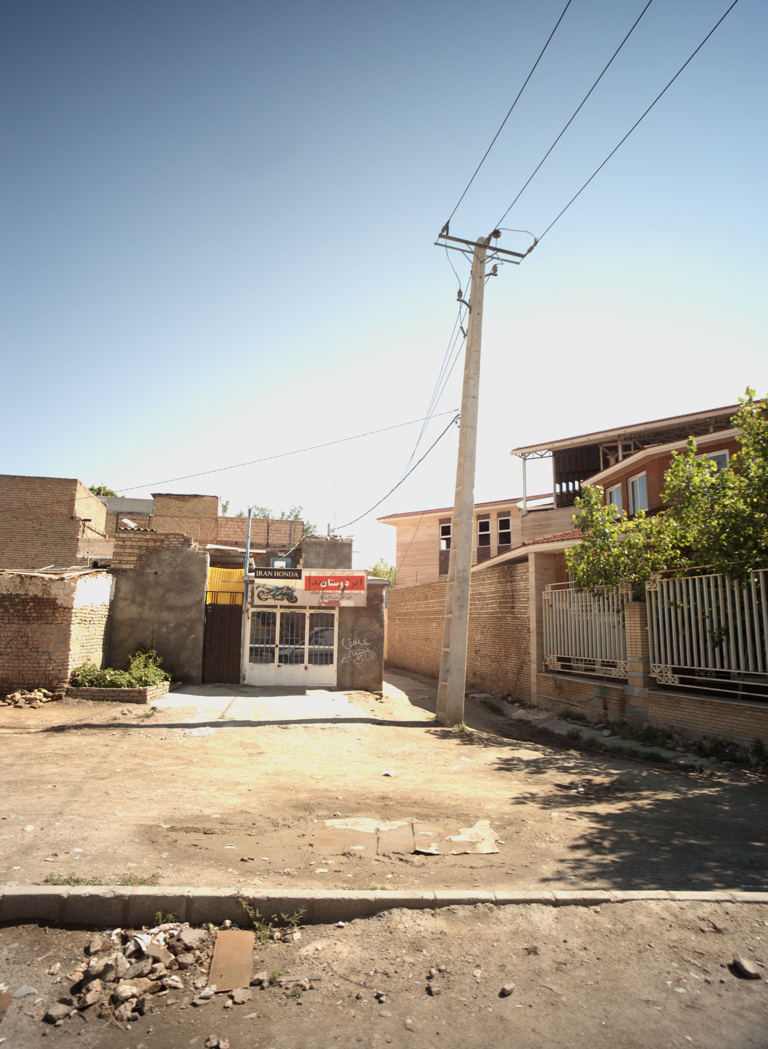 تعمیرگاه موتورسیکلت دوستان