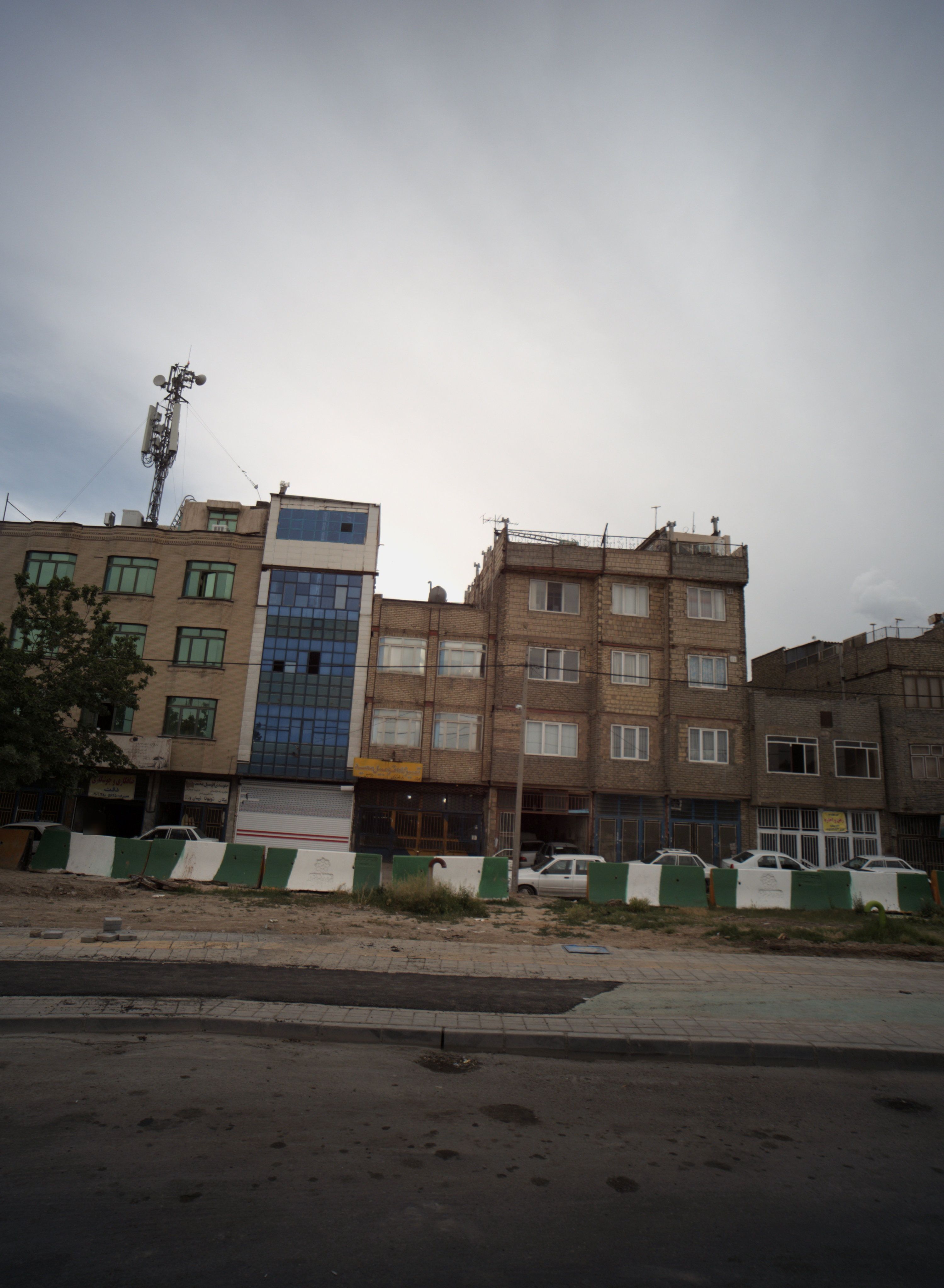 جلوبندی اتومبیل محمد