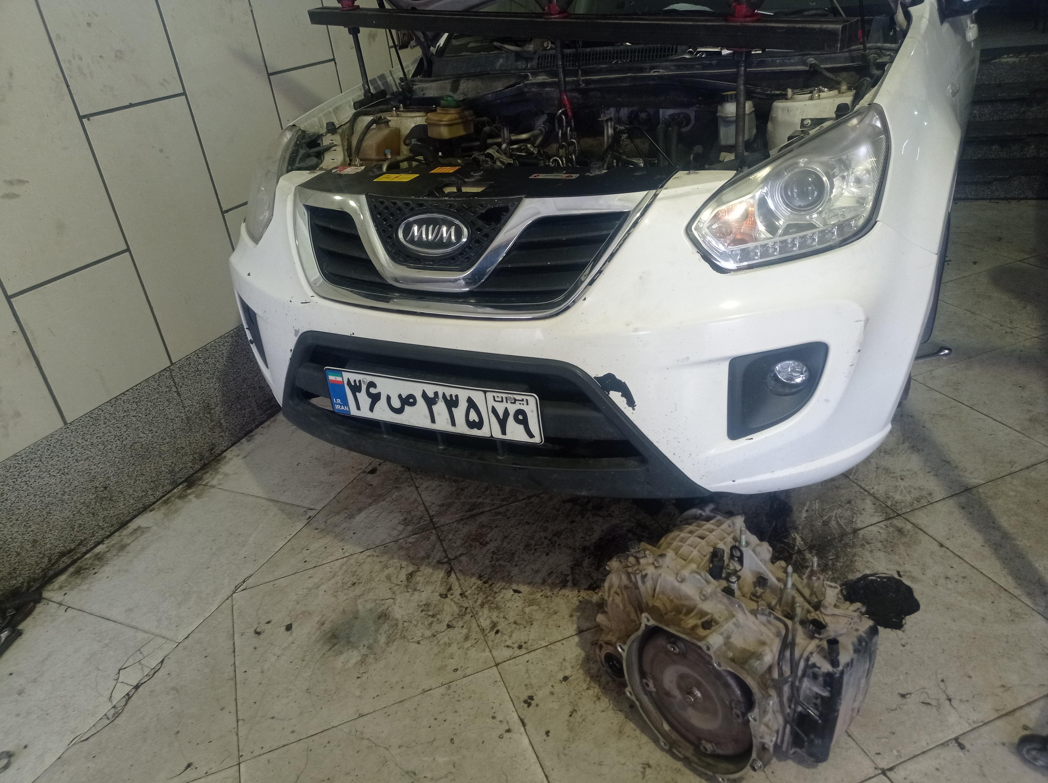 تعمیرگاه تخصصی گیربکس اتوماتیک برزگر