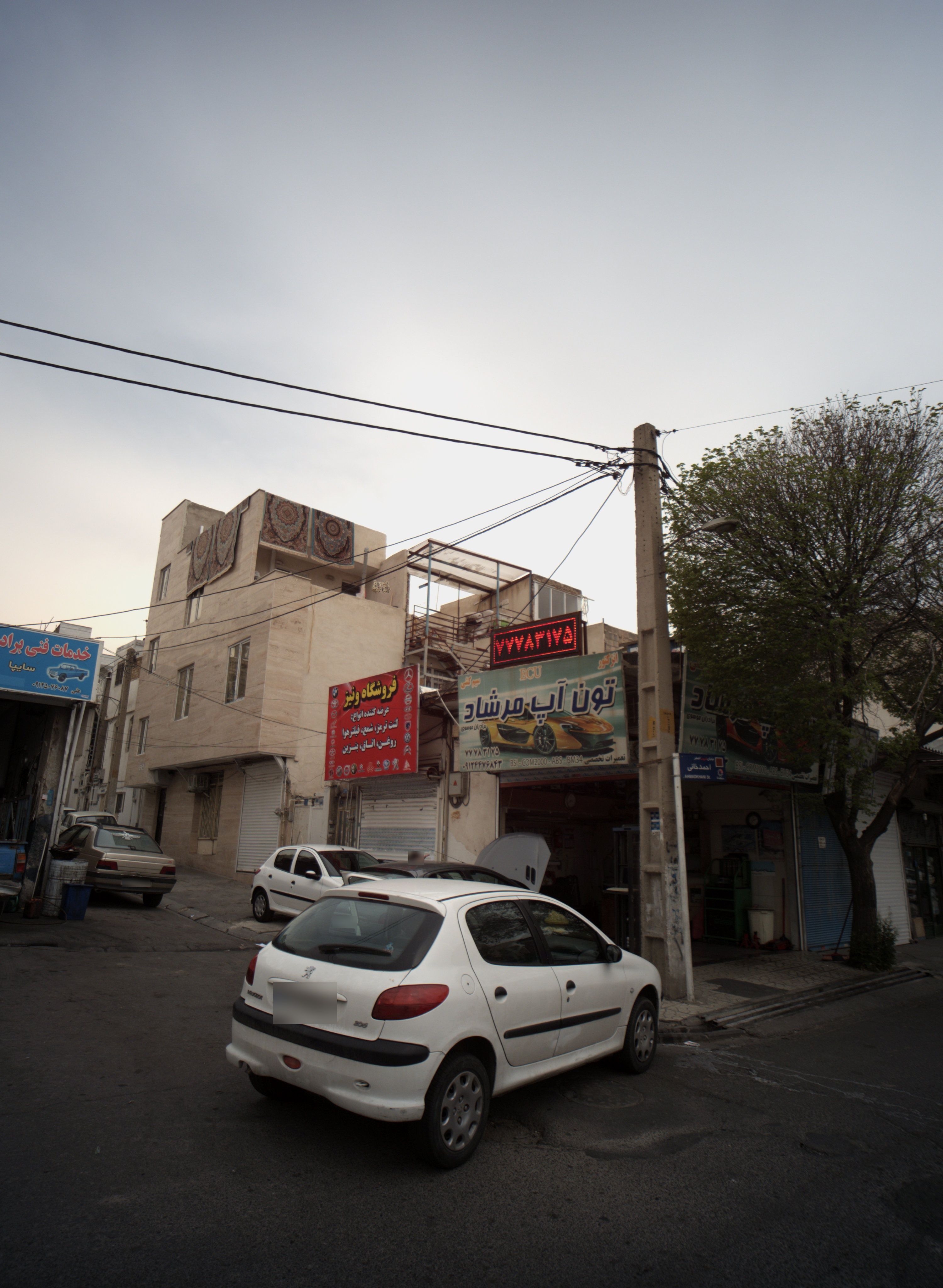 تعمیرگاه اتومبیل تون آپ مرشاد