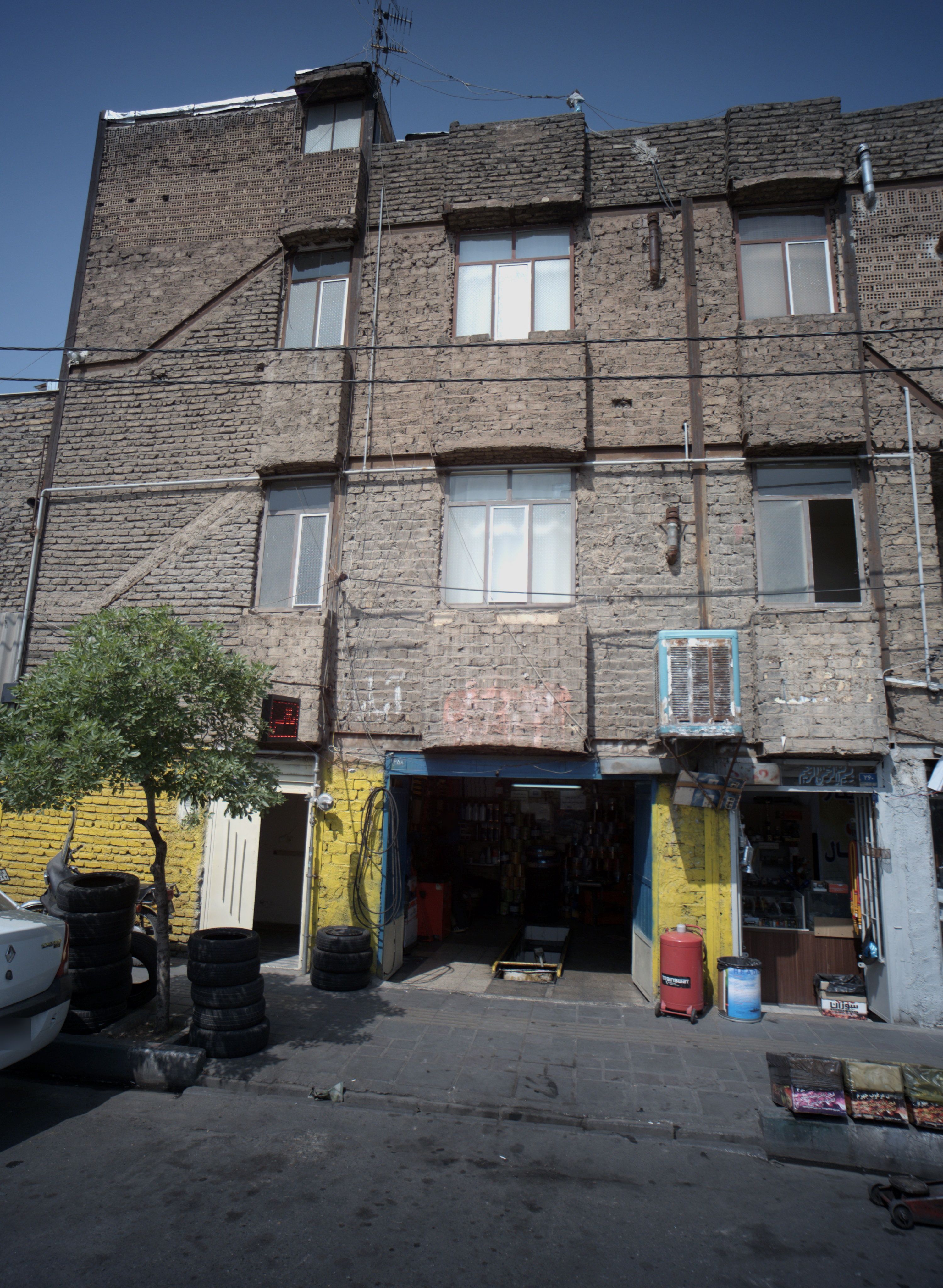 تعمیرگاه خودرو