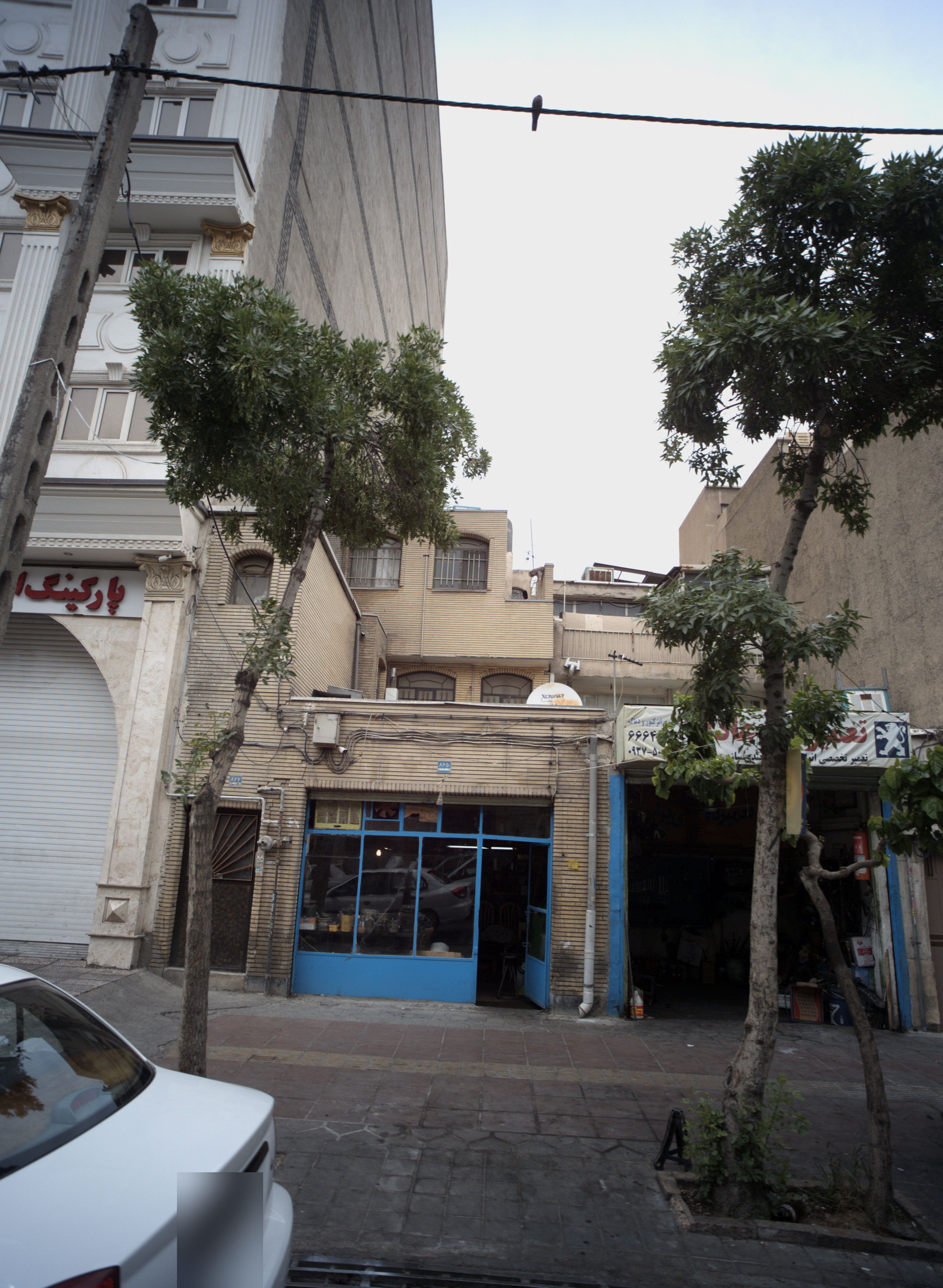 تعمیرگاه اتومبیل
